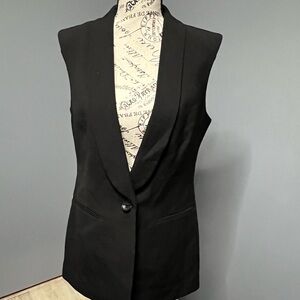 BCBGMaxAzria Black Sleeveless Blazer
